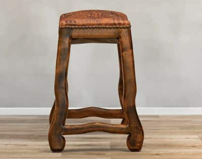 Magnum Gator Stool