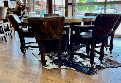 Live Edge Round Table