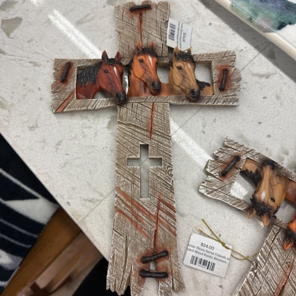 Polyresin Three Horse Friends on Barnyard Wood Rustic Western Farmhouse Hanging Wall Cross Dcor